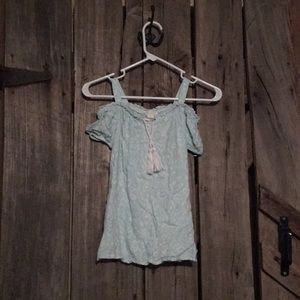 Mudd Cold shoulder top